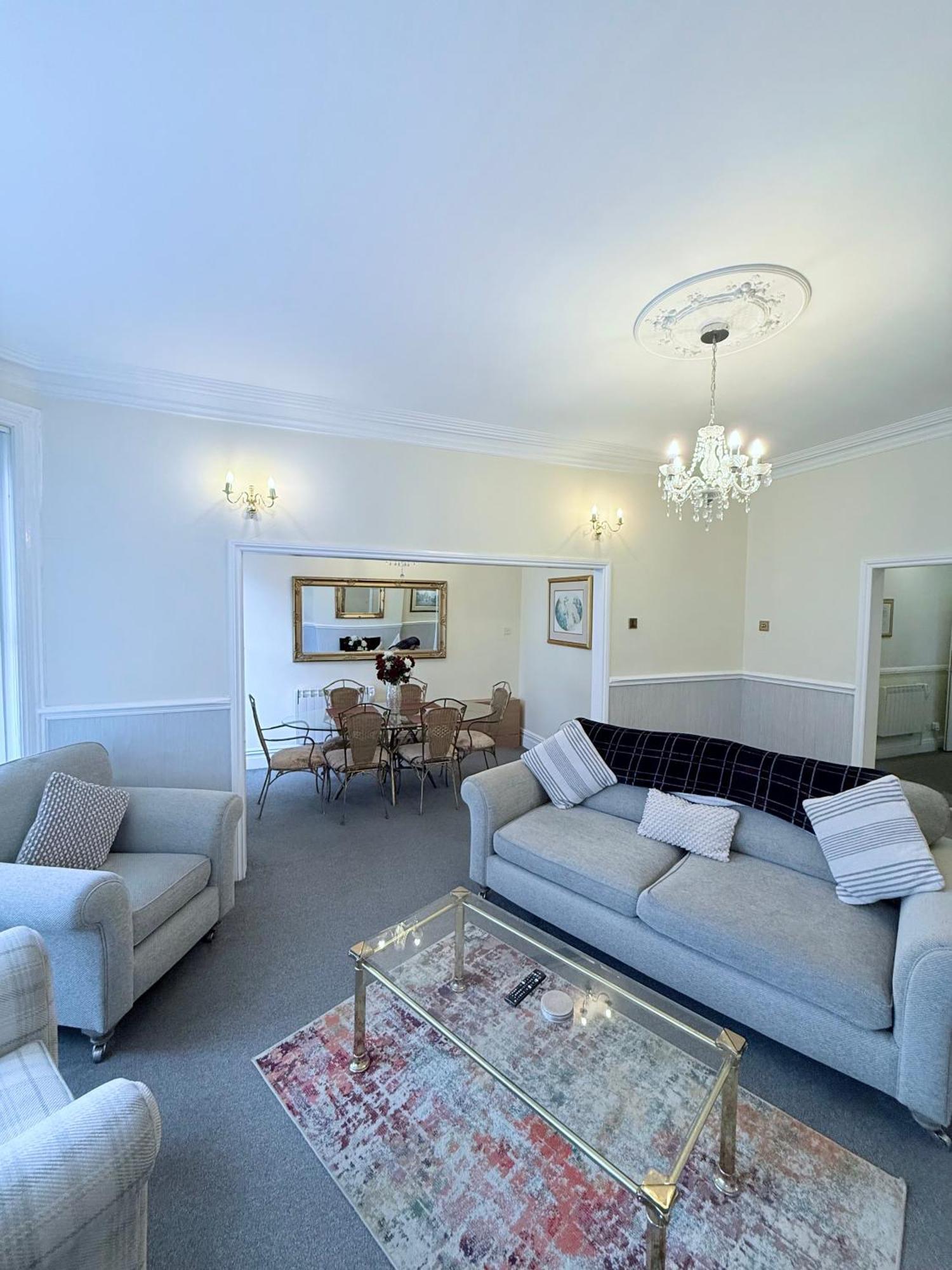 Large Luxury Apartment Blackpool Esterno foto